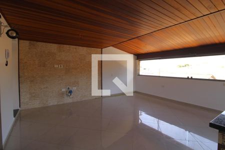 Sala de casa para alugar com 2 quartos, 100m² em Campininha, São Paulo