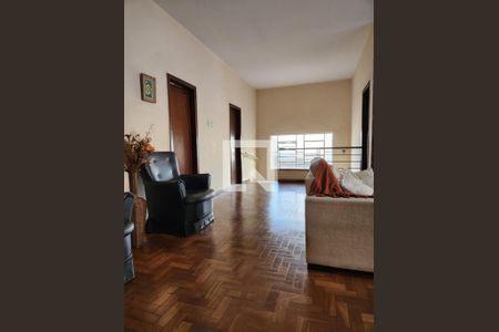 Casa à venda com 3 quartos, 252m² em Ipiranga, Belo Horizonte