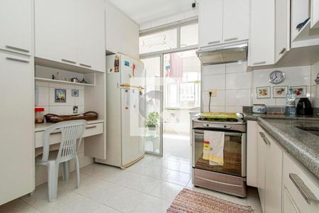 Apartamento à venda com 2 quartos, 105m² em Sumaré, São Paulo