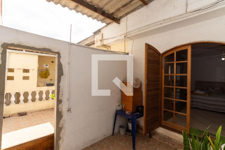 Casa à venda com 280m², 3 quartos e 6 vagas Casa à venda com 280m², 3 quartos e 6 vagasVaranda da suíte
