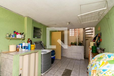 Casa à venda com 280m², 3 quartos e 6 vagas Casa à venda com 280m², 3 quartos e 6 vagasÁrea de Serviço