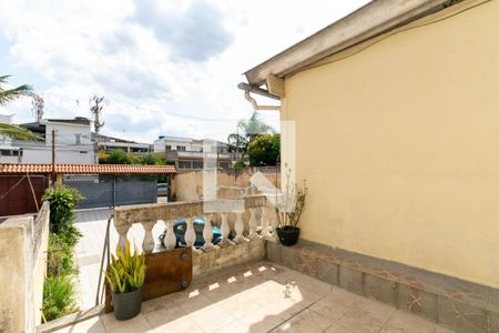 Casa à venda com 280m², 3 quartos e 6 vagas Casa à venda com 280m², 3 quartos e 6 vagasÁrea externa