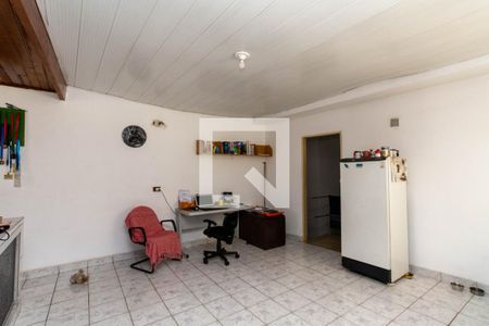 Casa à venda com 280m², 3 quartos e 6 vagas Casa à venda com 280m², 3 quartos e 6 vagasCozinha