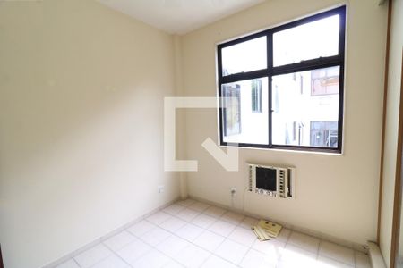 Quarto de apartamento para alugar com 3 quartos, 92m² em Jardim Guanabara, Rio de Janeiro