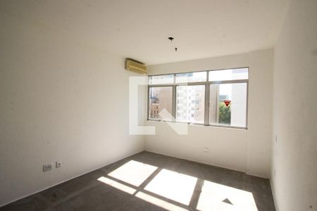Quarto de apartamento à venda com 1 quarto, 30m² em Centro Histórico, Porto Alegre
