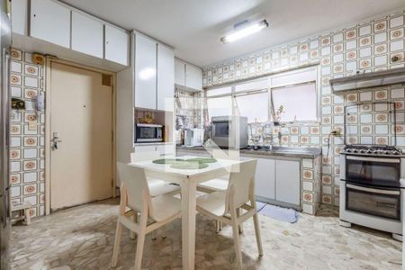 Apartamento à venda com 3 quartos, 140m² em Jardim Paulista, São Paulo