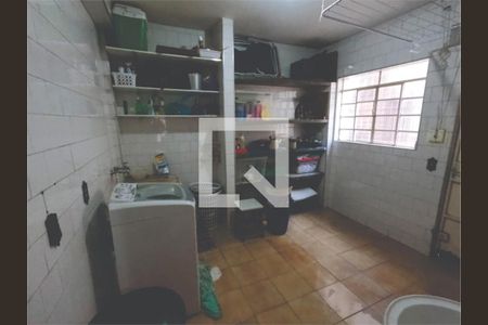 Casa à venda com 3 quartos, 85m² em Vila Dionisia, São Paulo