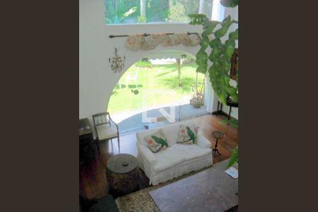 Casa à venda com 4 quartos, 324m² em Jardim Cordeiro, São Paulo