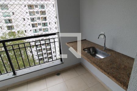 Varanda da Sala de apartamento para alugar com 3 quartos, 70m² em Vila Suzana, São Paulo