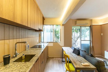 Cozinha de apartamento à venda com 1 quarto, 39m² em Vila Buarque, São Paulo