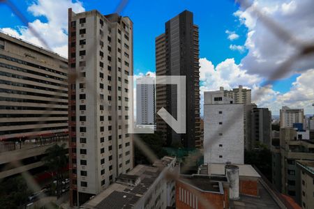 Sala de apartamento à venda com 4 quartos, 170m² em Serra, Belo Horizonte