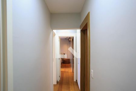 Corredor de apartamento à venda com 4 quartos, 170m² em Serra, Belo Horizonte