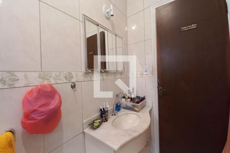 Banheiro de casa à venda com 3 quartos, 240m² em Jardim do Lago, Campinas