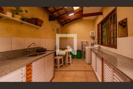 Casa à venda com 175m², 3 quartos e 2 vagas Casa à venda com 175m², 3 quartos e 2 vagasÁrea gourmet