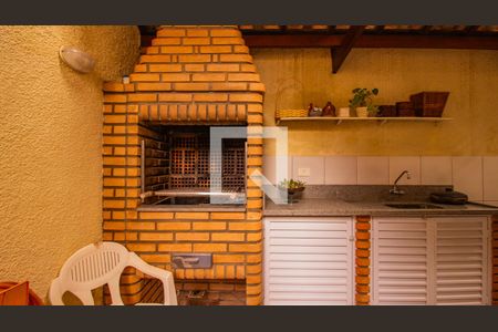 Casa à venda com 175m², 3 quartos e 2 vagas Casa à venda com 175m², 3 quartos e 2 vagasÁrea gourmet