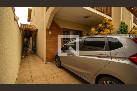 Casa à venda com 175m², 3 quartos e 2 vagas Casa à venda com 175m², 3 quartos e 2 vagasGaragem