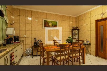 Casa à venda com 175m², 3 quartos e 2 vagas Casa à venda com 175m², 3 quartos e 2 vagasCozinha