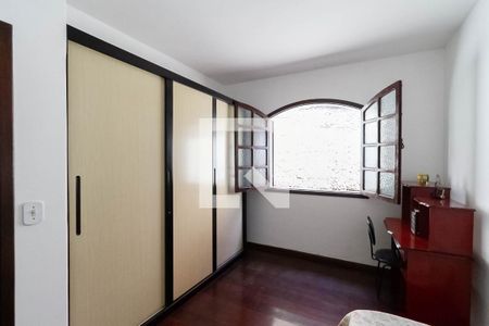 Quarto 2 de casa à venda com 4 quartos, 360m² em Santa Monica, Belo Horizonte