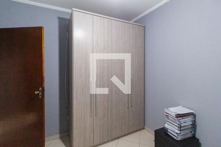 Quarto 2 de casa à venda com 3 quartos, 169m² em Novo Osasco, Osasco