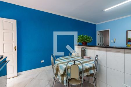 Casa à venda com 212m², 3 quartos e 4 vagas Casa à venda com 212m², 3 quartos e 4 vagasCozinha