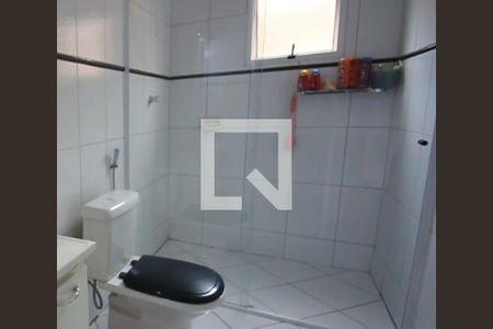 Casa à venda com 212m², 3 quartos e 4 vagas Casa à venda com 212m², 3 quartos e 4 vagasBanheiro da Suíte 3