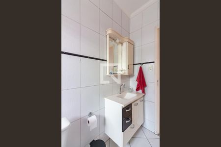 Casa à venda com 212m², 3 quartos e 4 vagas Casa à venda com 212m², 3 quartos e 4 vagasBanheiro da Suíte 1