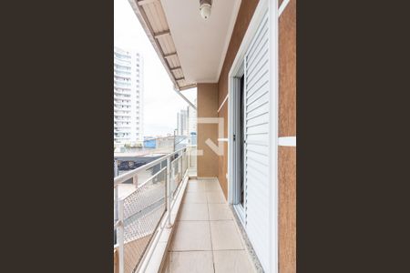 Casa à venda com 212m², 3 quartos e 4 vagas Casa à venda com 212m², 3 quartos e 4 vagasSacada