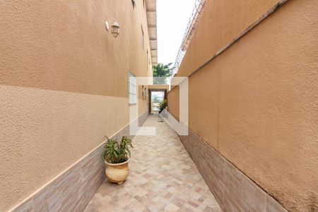 Casa à venda com 212m², 3 quartos e 4 vagas Casa à venda com 212m², 3 quartos e 4 vagasQuintal