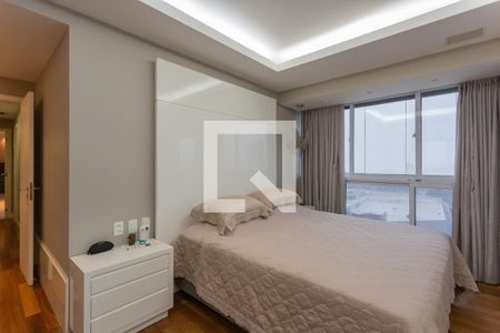 Suíte 1 de apartamento à venda com 4 quartos, 156m² em Belvedere, Belo Horizonte