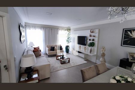 Casa de condomínio à venda com 254m², 3 quartos e 4 vagasSala