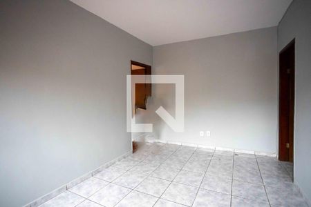 Sala de casa para alugar com 1 quarto, 16m² em Taboão, Diadema