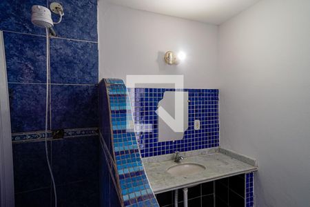 Banheiro de casa para alugar com 1 quarto, 90m² em Engenho do Mato, Niterói