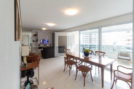 Sala de apartamento à venda com 4 quartos, 183m² em Jardim Vila Mariana, São Paulo
