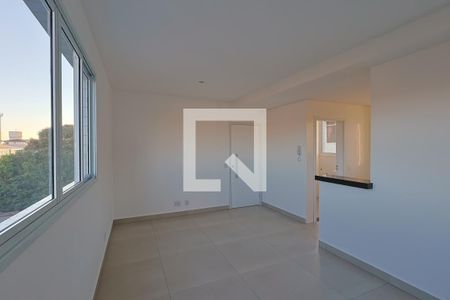 Sala de apartamento à venda com 3 quartos, 73m² em Padre Eustáquio, Belo Horizonte