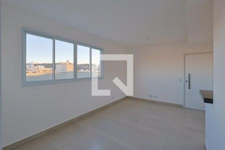 Sala de apartamento à venda com 3 quartos, 73m² em Padre Eustáquio, Belo Horizonte