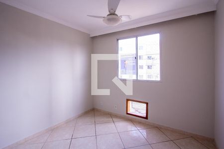 Quarto 2 de apartamento para alugar com 2 quartos, 47m² em Nova Cidade, São Gonçalo