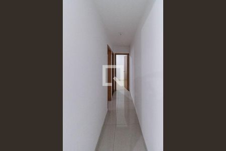 Corredor de apartamento à venda com 2 quartos, 49m² em Castelo, Belo Horizonte