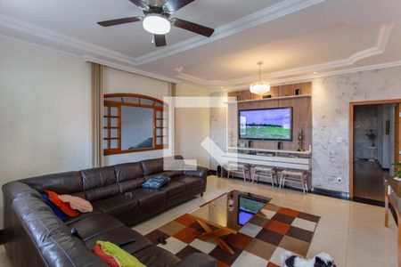Sala de casa à venda com 5 quartos, 270m² em Jardim Atlântico, Belo Horizonte