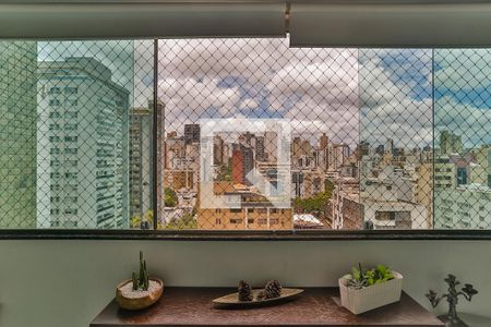 Varanda de apartamento à venda com 4 quartos, 144m² em Santa Efigênia, Belo Horizonte