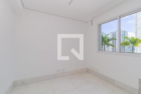 Foto 06 de apartamento à venda com 4 quartos, 274m² em Vila da Serra, Nova Lima