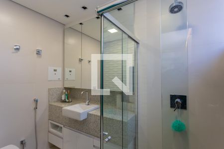 Banheiro da Suíte 1 de apartamento à venda com 4 quartos, 274m² em Carmo, Belo Horizonte