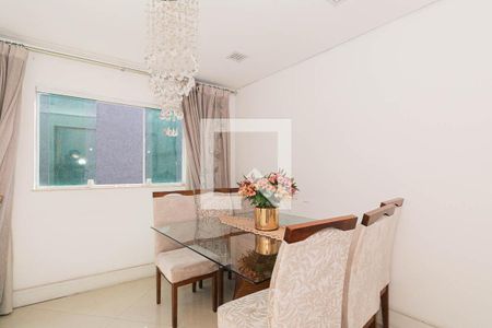 Sala de Jantar de casa à venda com 4 quartos, 260m² em Vila Nivi, São Paulo