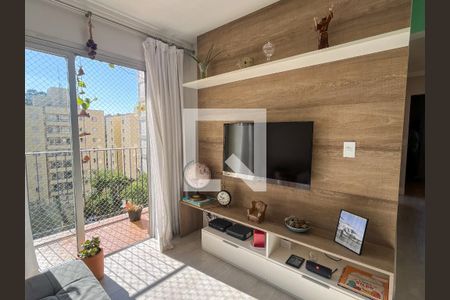 Sala de apartamento para alugar com 3 quartos, 62m² em City América, São Paulo