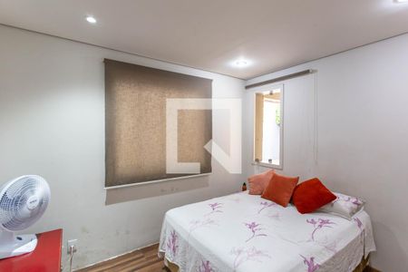 Quarto Suíte de casa à venda com 3 quartos, 360m² em Heliópolis, Belo Horizonte