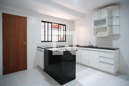 Cozinha de casa à venda com 5 quartos, 140m² em Vila Londrina, São Paulo