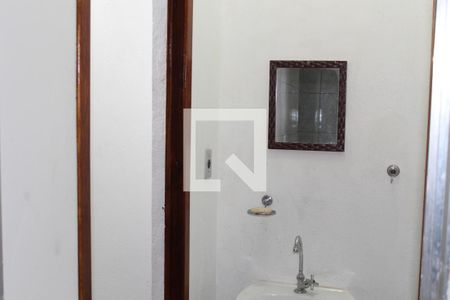 Banheiro 1 da casa 1 de casa à venda com 2 quartos, 180m² em Lapa de Baixo, São Paulo