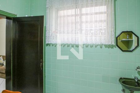 Casa à venda com 195m², 3 quartos e 3 vagas Casa à venda com 195m², 3 quartos e 3 vagasCopa