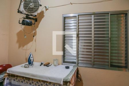 Casa à venda com 195m², 3 quartos e 3 vagas Casa à venda com 195m², 3 quartos e 3 vagasQuarto de Serviço