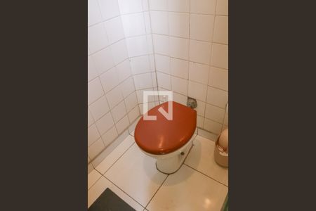 Casa à venda com 195m², 3 quartos e 3 vagas Casa à venda com 195m², 3 quartos e 3 vagasBanheiro de serviço