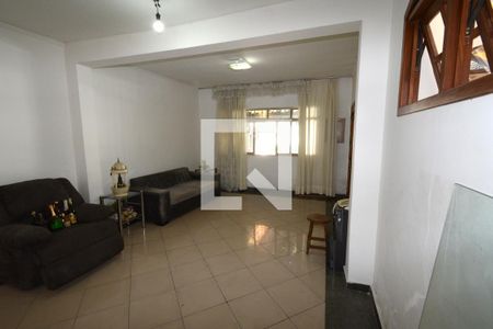 Sala de casa à venda com 2 quartos, 200m² em Jardim dos Lagos, São Paulo